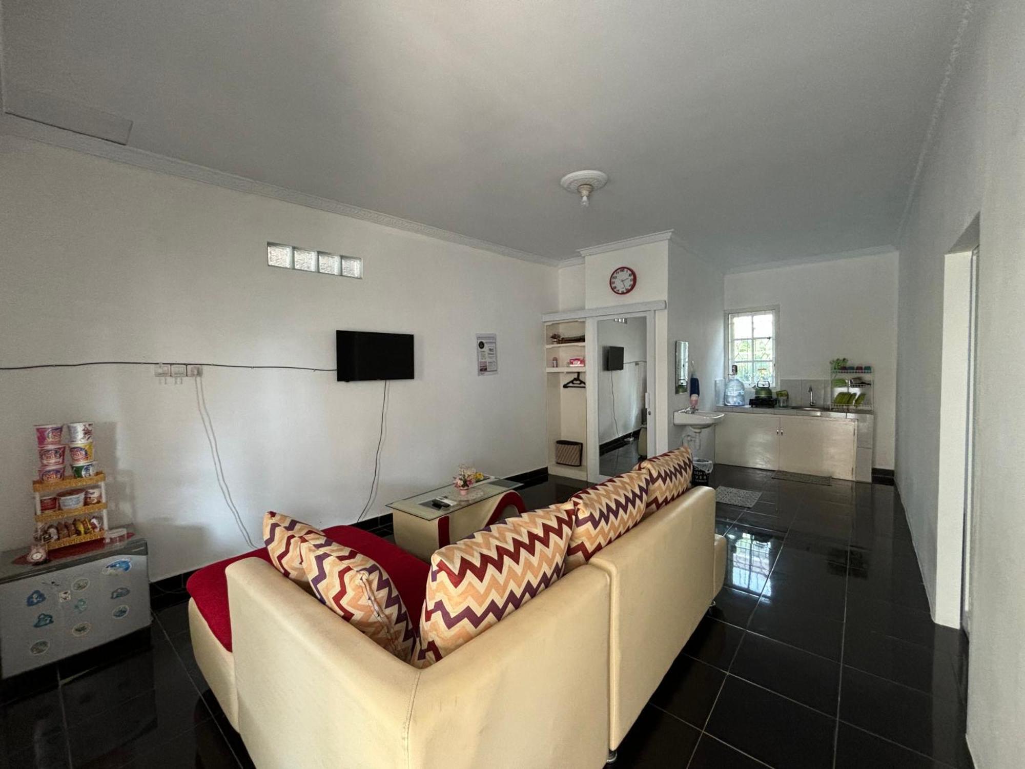 Adrian Family Homestay Ngabean Kültér fotó